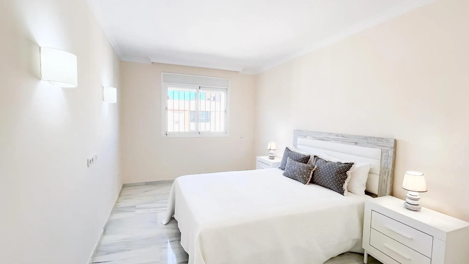Apartment In Marbella Center With Sea Views 0*,  إسبانيا